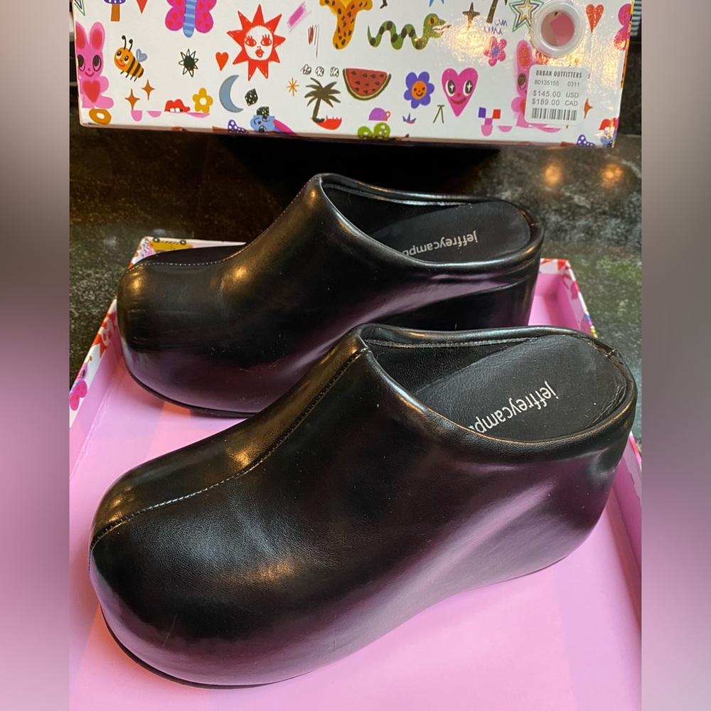 Jeffrey Campbell Cloggin Size 6 Black